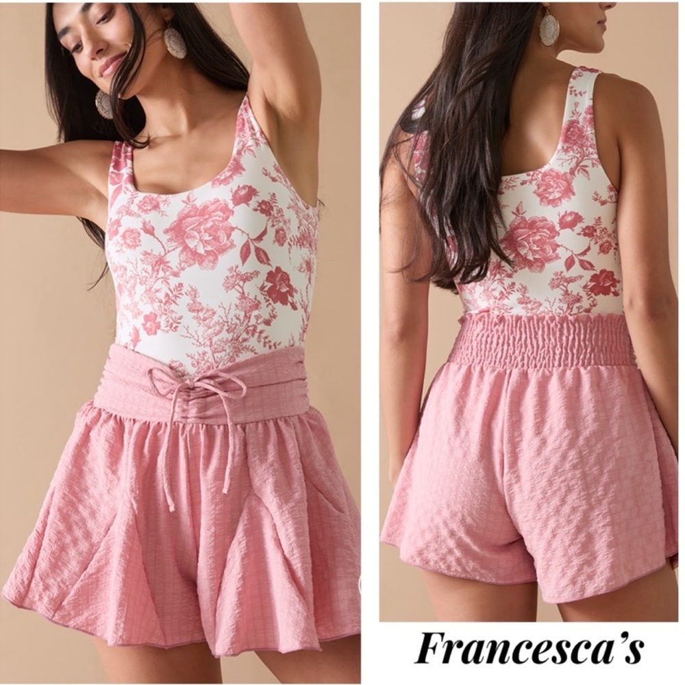 New Francesca's Iris Flowy Waisted Front Tie Pink Women Shorts
